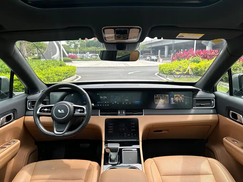 Li Auto ONE 2021 6 мест