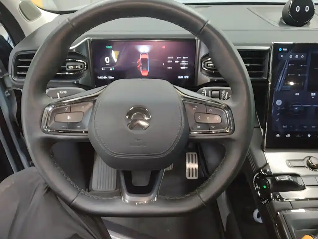 NIO ES6 — миниатюра 11