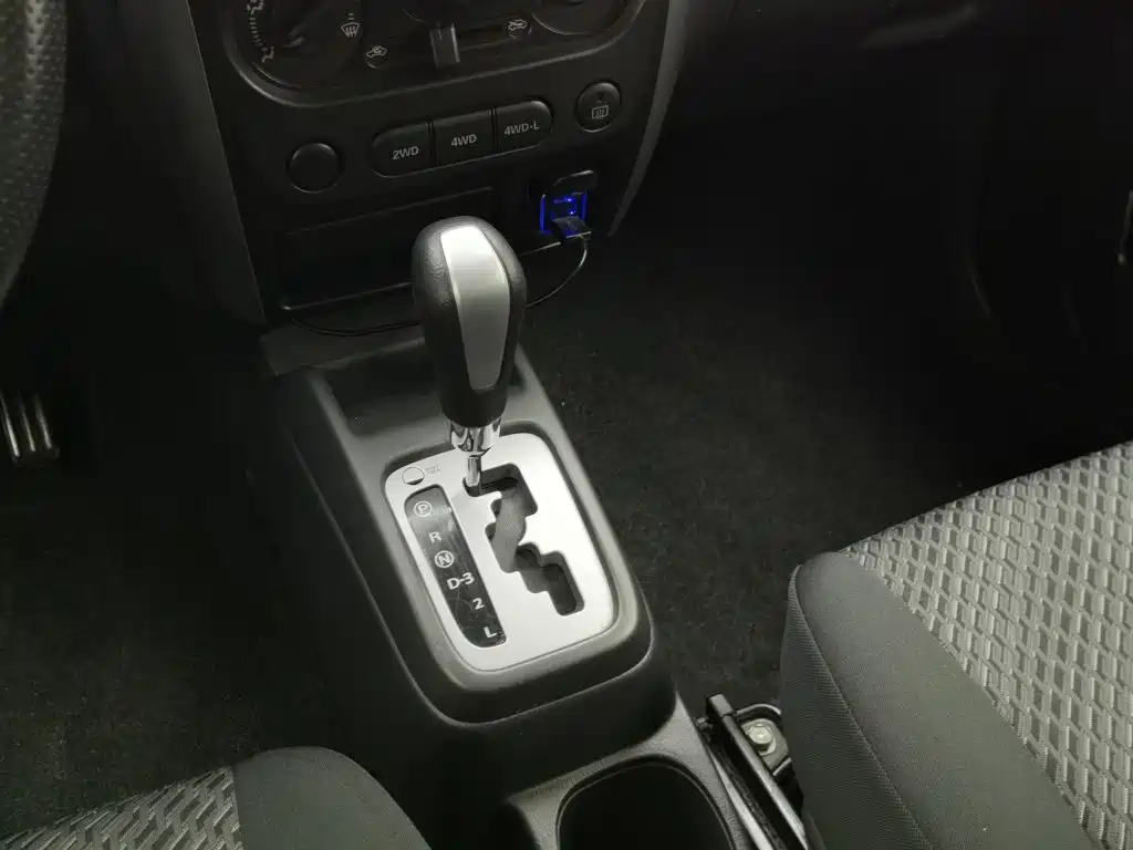 Suzuki Jimny — миниатюра 13