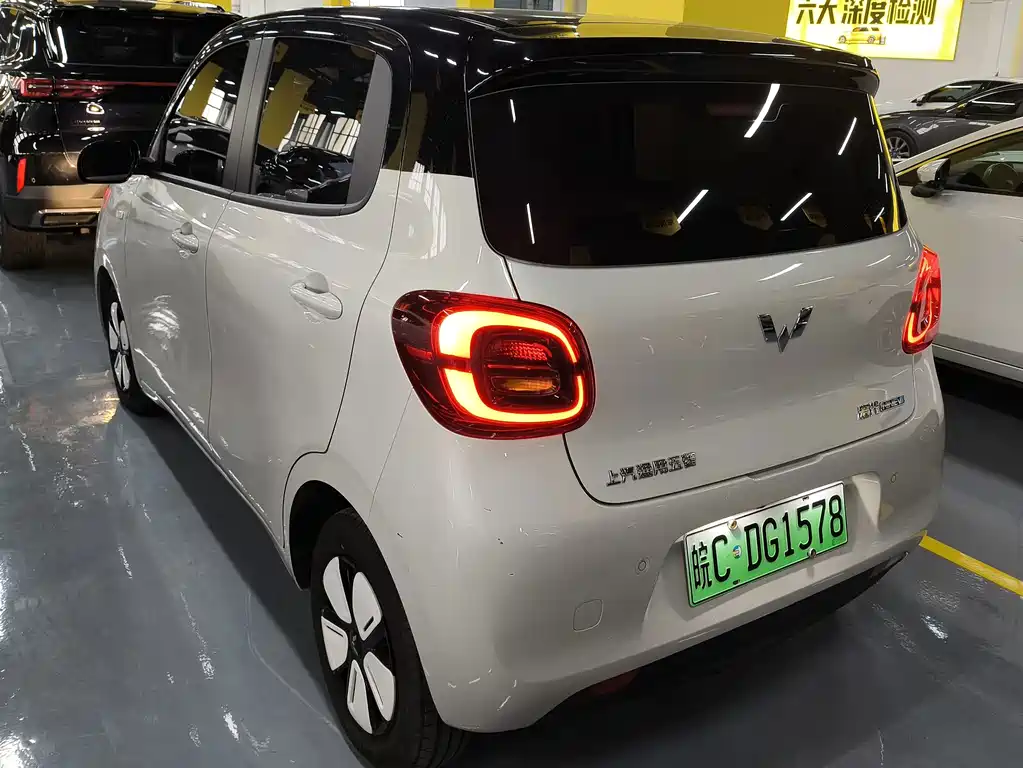 Wuling MINIEV — миниатюра 5