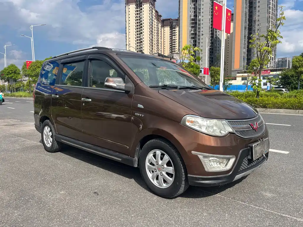 Wuling Hongguang — миниатюра 3