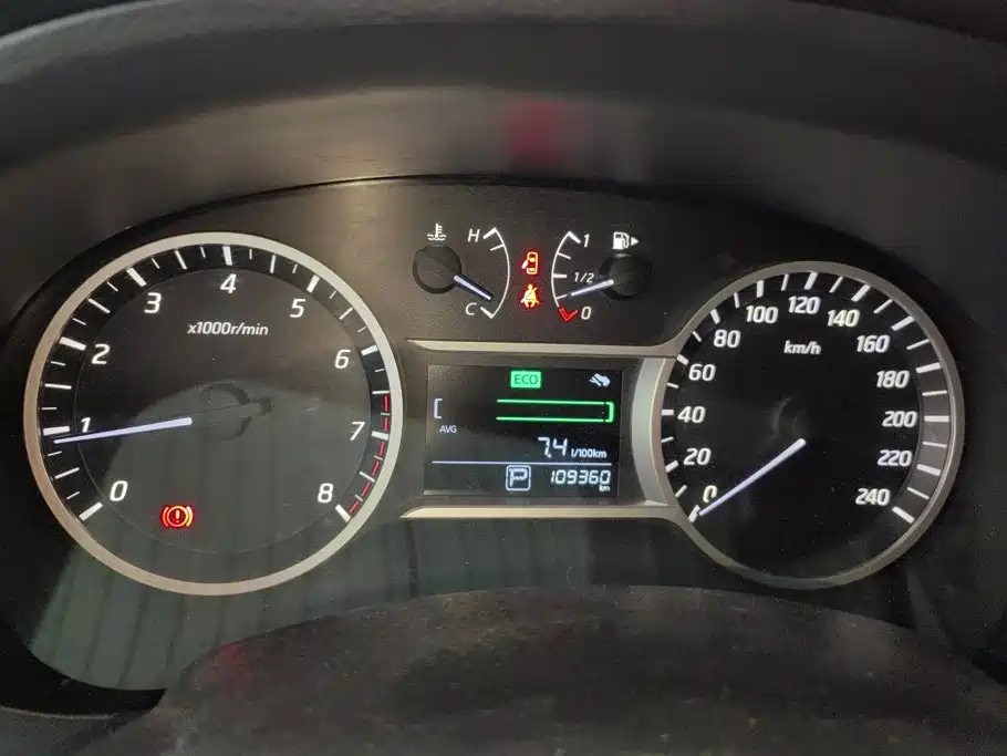 Nissan Bluebird — миниатюра 13