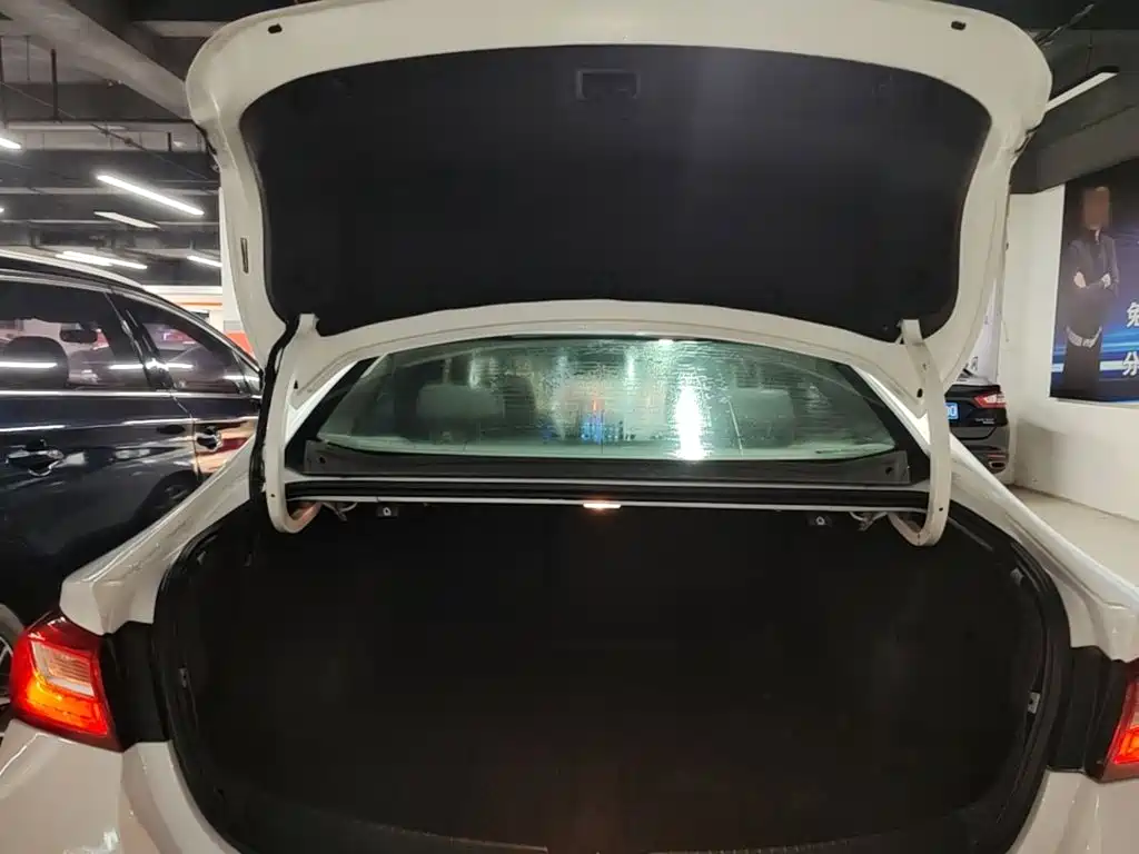 Chevrolet Malibu XL — миниатюра 19