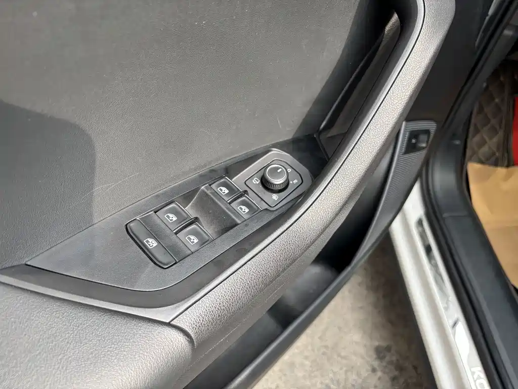 Skoda Kodiaq — миниатюра 13