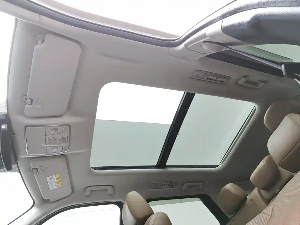 Changan CS95 — миниатюра 14