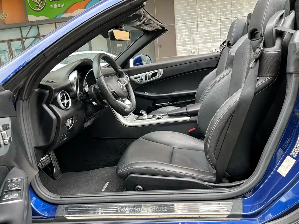 Mercedes-Benz SLC 2016 SLC 200 Fashion