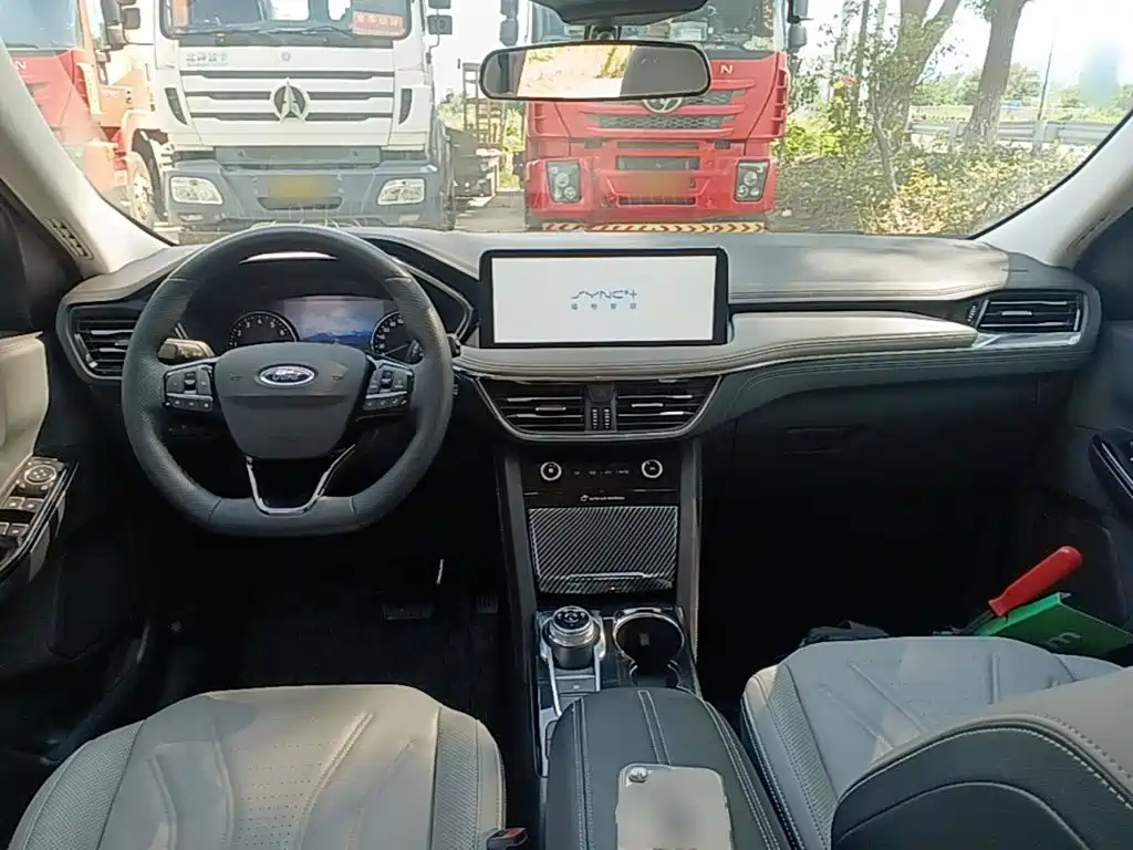 Ford Escape — миниатюра 10