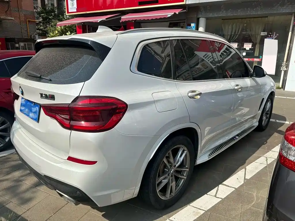 BMW X3 — миниатюра 9