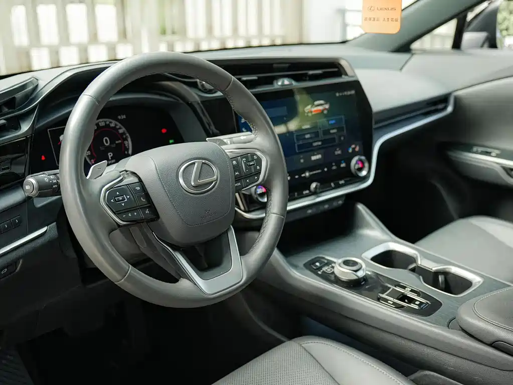 Lexus RZ 2023 450e