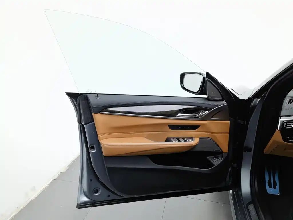 BMW 6 Series GT — миниатюра 8