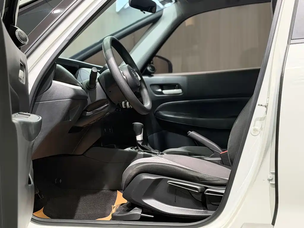 Honda Fit — миниатюра 6