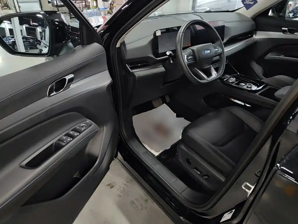 Ford Equator Sport — миниатюра 16