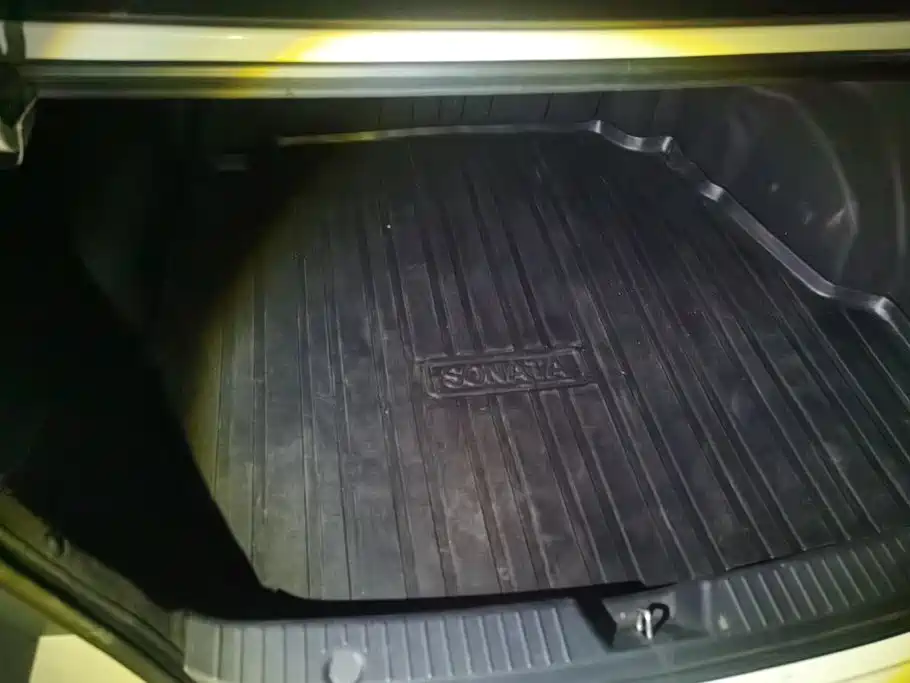 Hyundai Sonata — миниатюра 4
