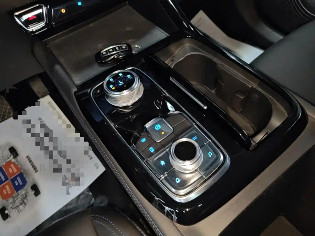 Ford Equator Sport — миниатюра 14
