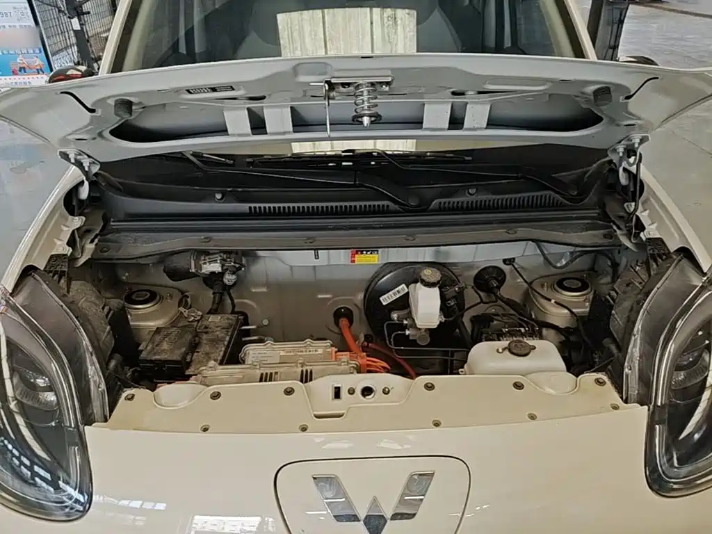 Wuling MINIEV — миниатюра 20