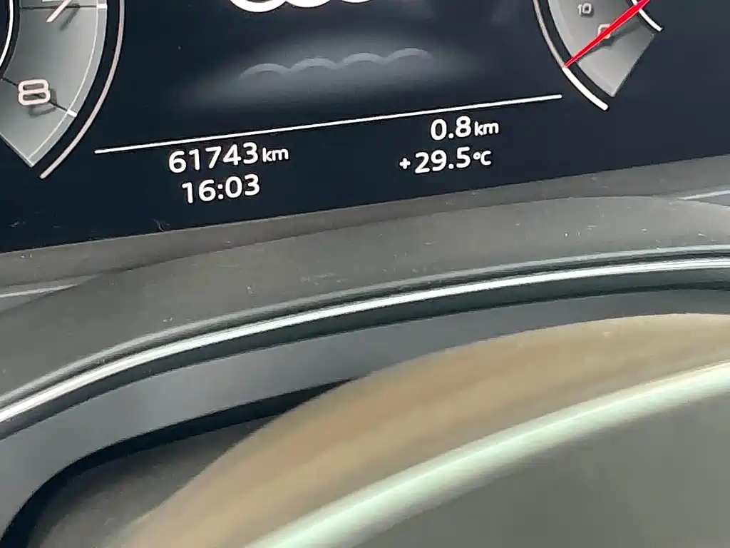 Audi A6L — миниатюра 10