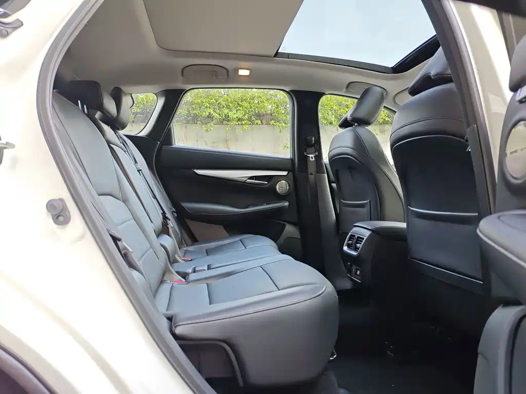 Infiniti QX50 — миниатюра 8