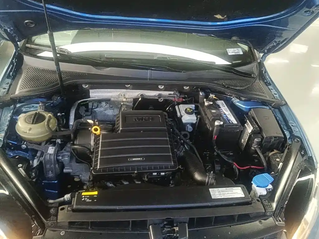 Volkswagen Golf — миниатюра 20