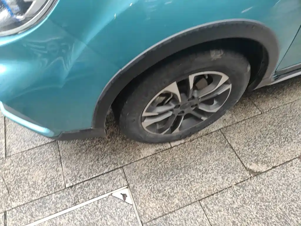 Geely Vision X3 — миниатюра 23