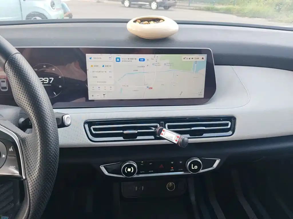 BAIC EU5 Plus — миниатюра 13