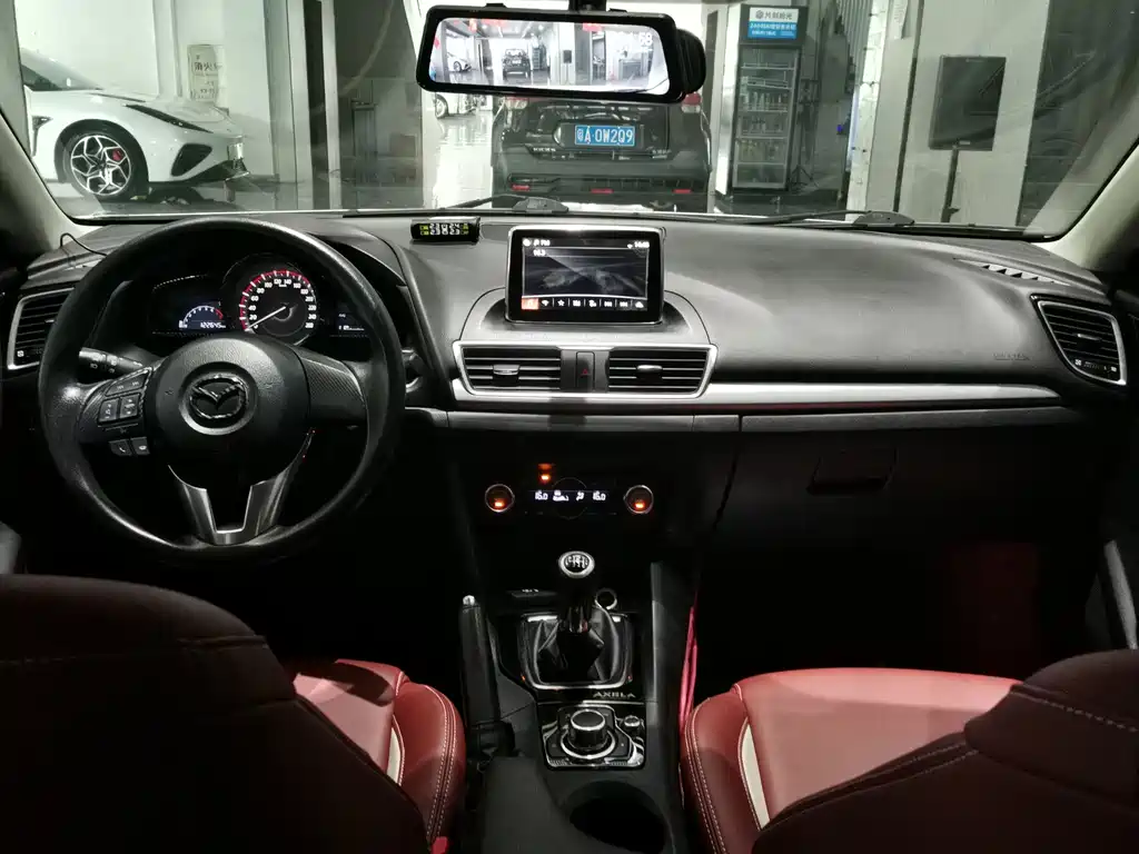 Mazda 3 Axela — миниатюра 16