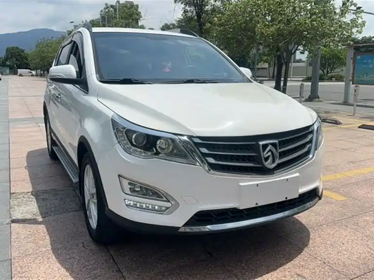Baojun 560 2016 1.8L MT Comfort