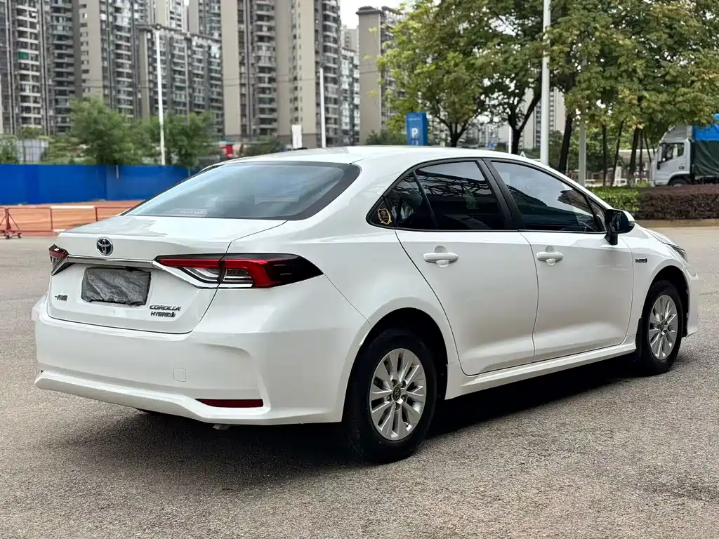 Toyota Corolla — миниатюра 7