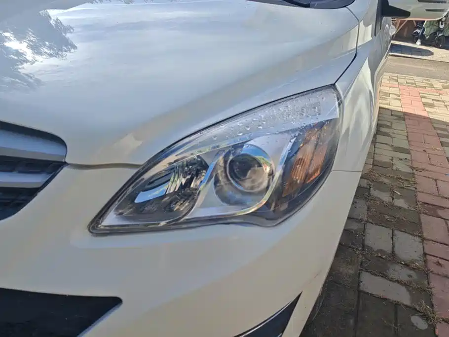BAIC E-Series — миниатюра 5