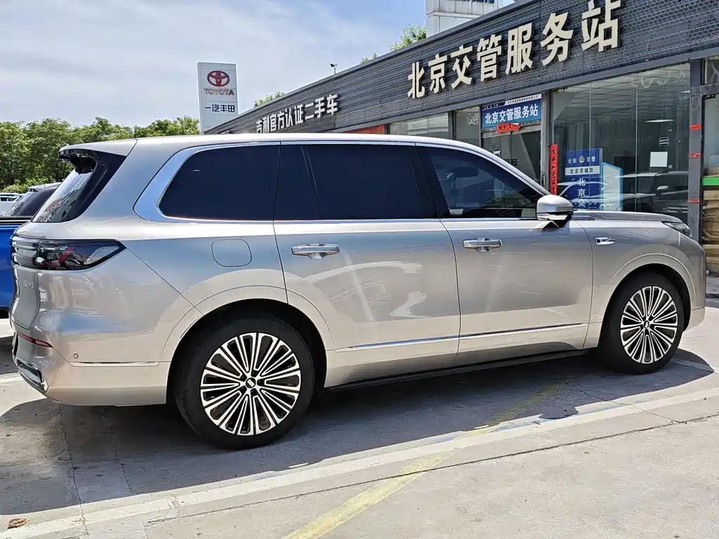 Geely Galaxy Galaxy M9 M9 2025 210km