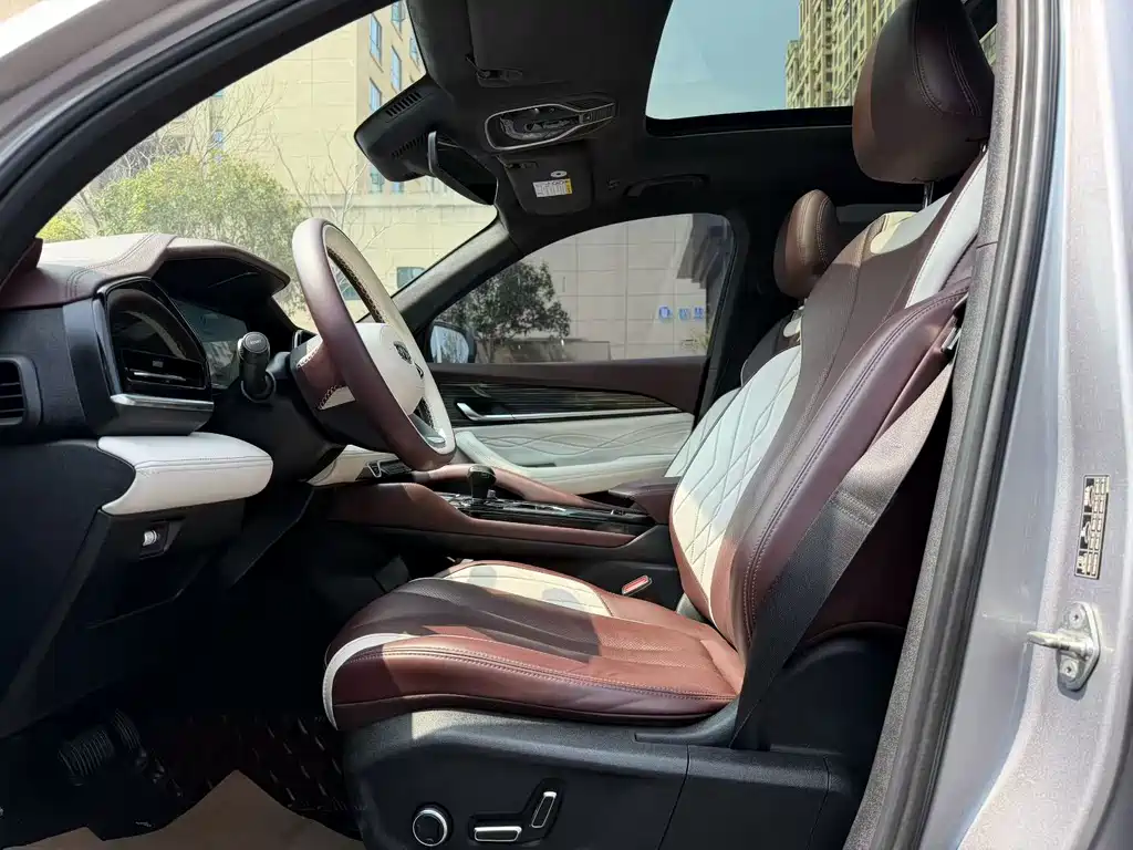 Geely Xingyue L — миниатюра 8