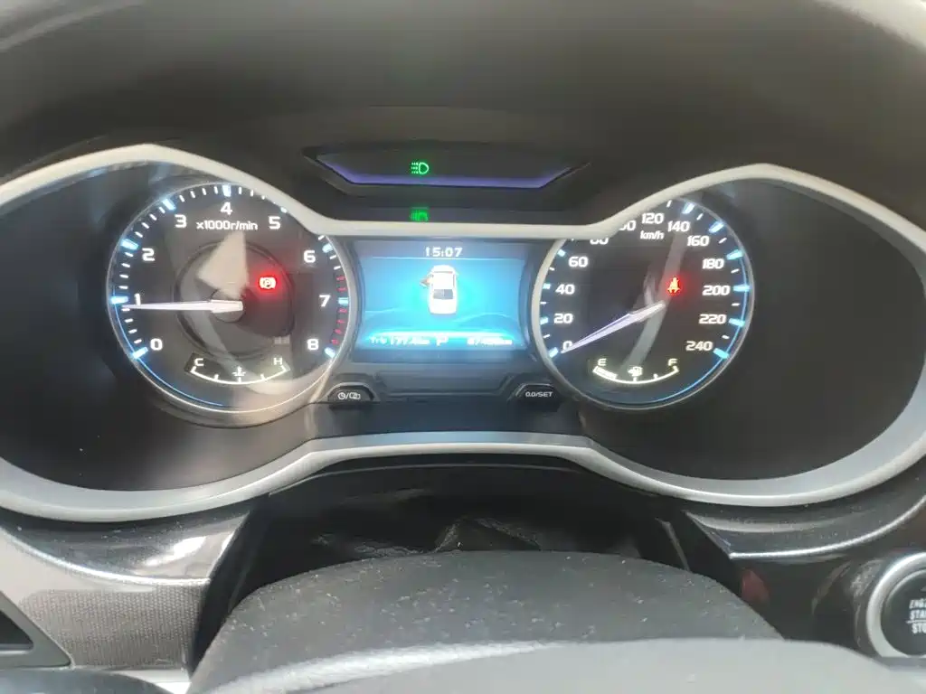Geely Emgrand — миниатюра 7
