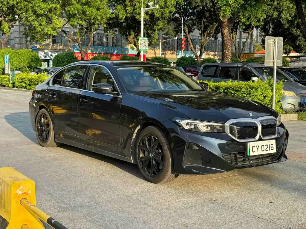 BMW i3 — миниатюра 3