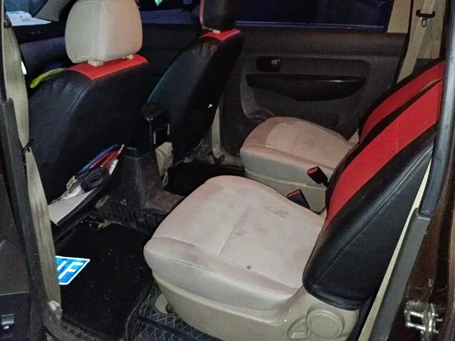 Wuling Hongguang — миниатюра 11
