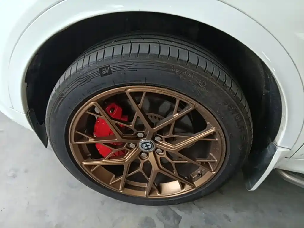 Land Rover Discovery Sport — миниатюра 23