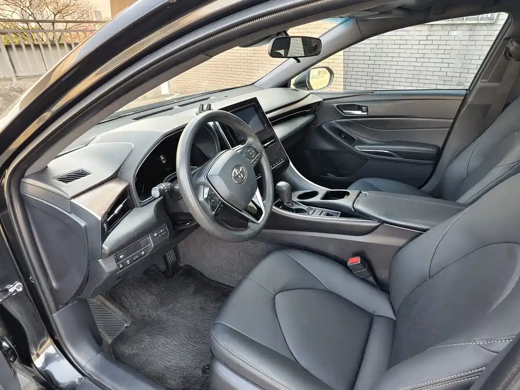 Toyota Avalon — миниатюра 6