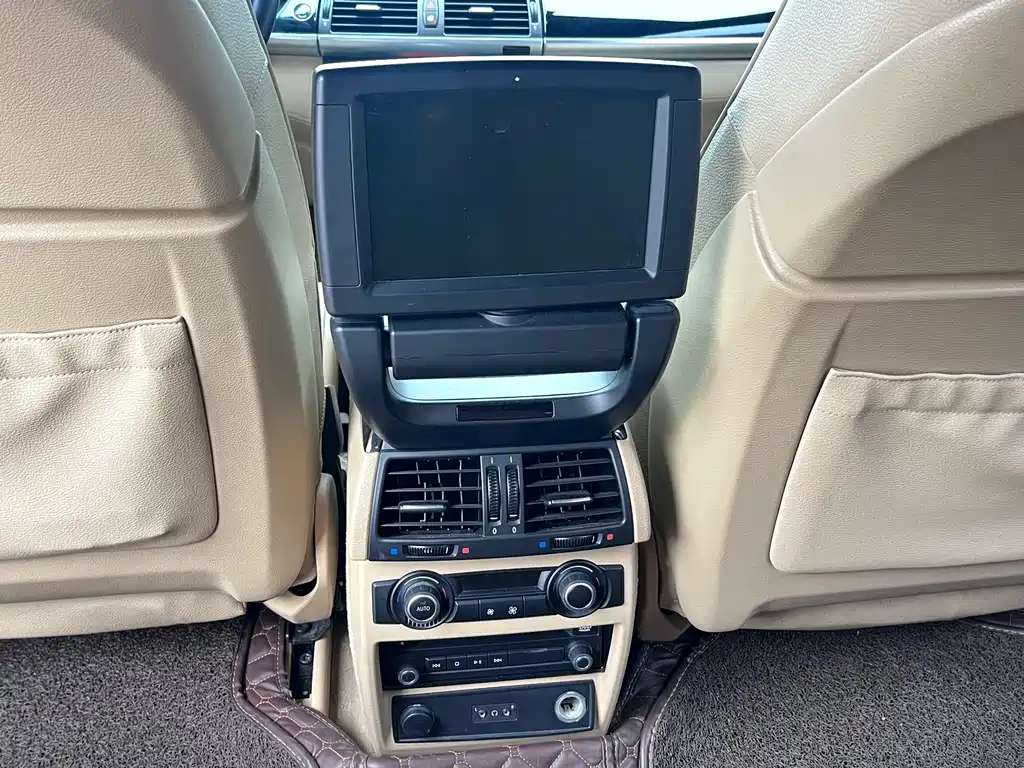 BMW X5 (Import) — миниатюра 14