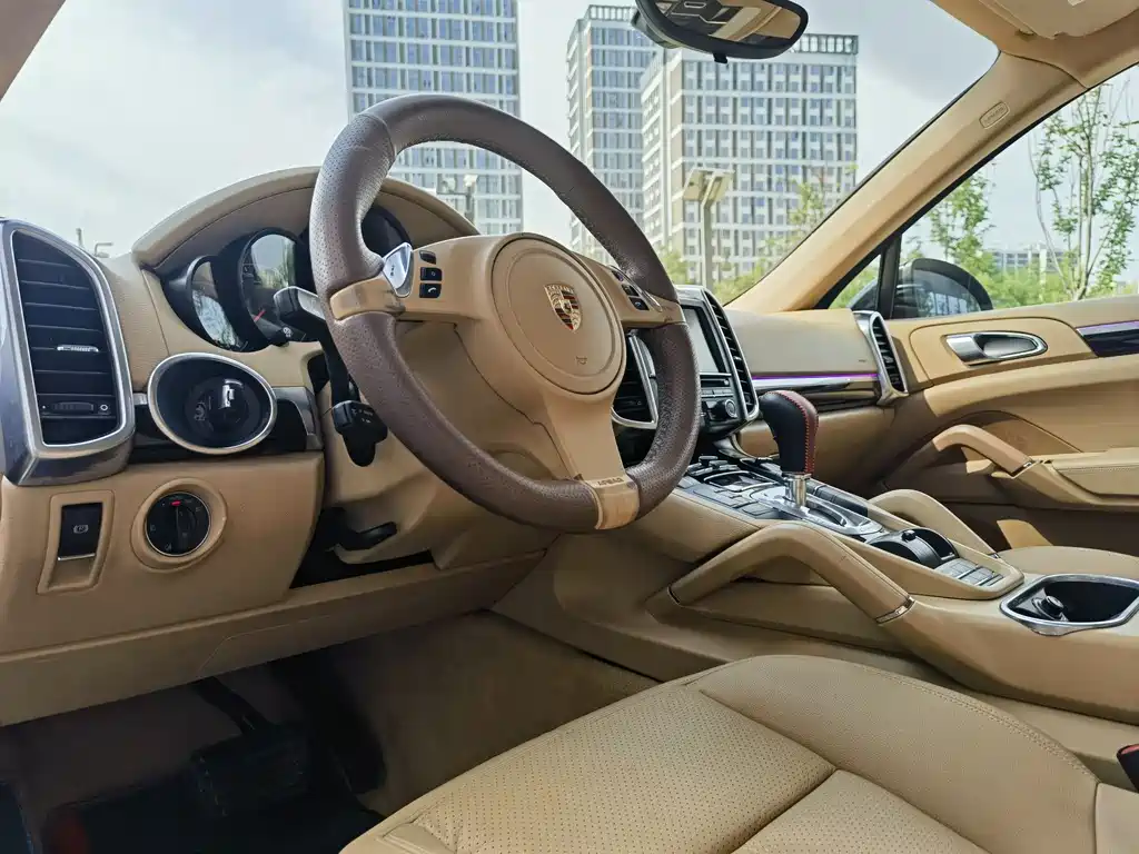 Porsche Cayenne 2012 3.6L