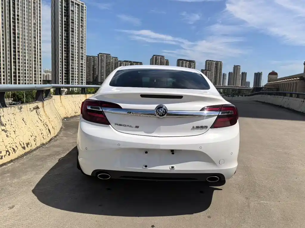 Buick Regal — миниатюра 4