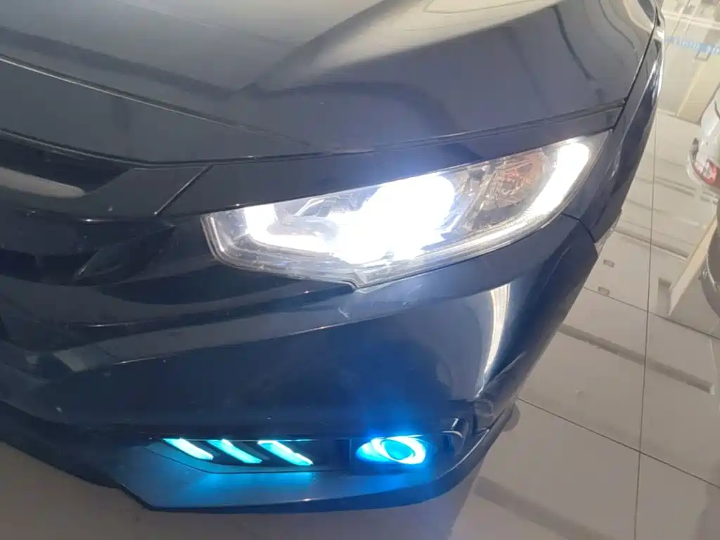 Honda Civic — миниатюра 24