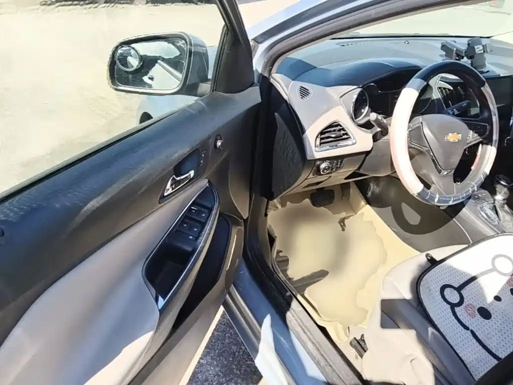 Chevrolet Cruze — миниатюра 21