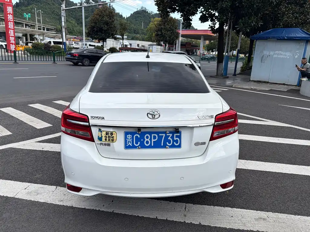 Toyota Vios — миниатюра 8