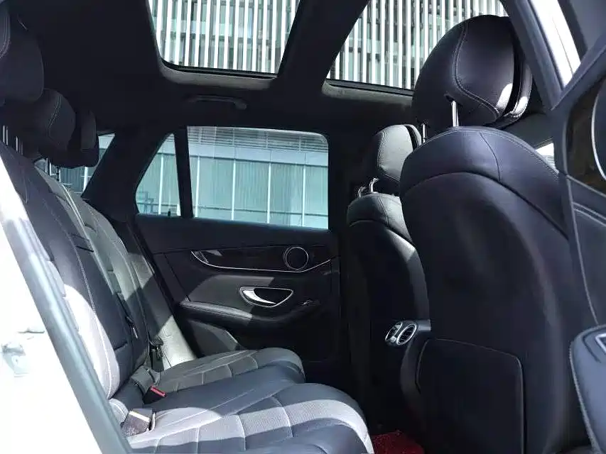 Mercedes-Benz GLC 2018 GLC 260 4MATIC