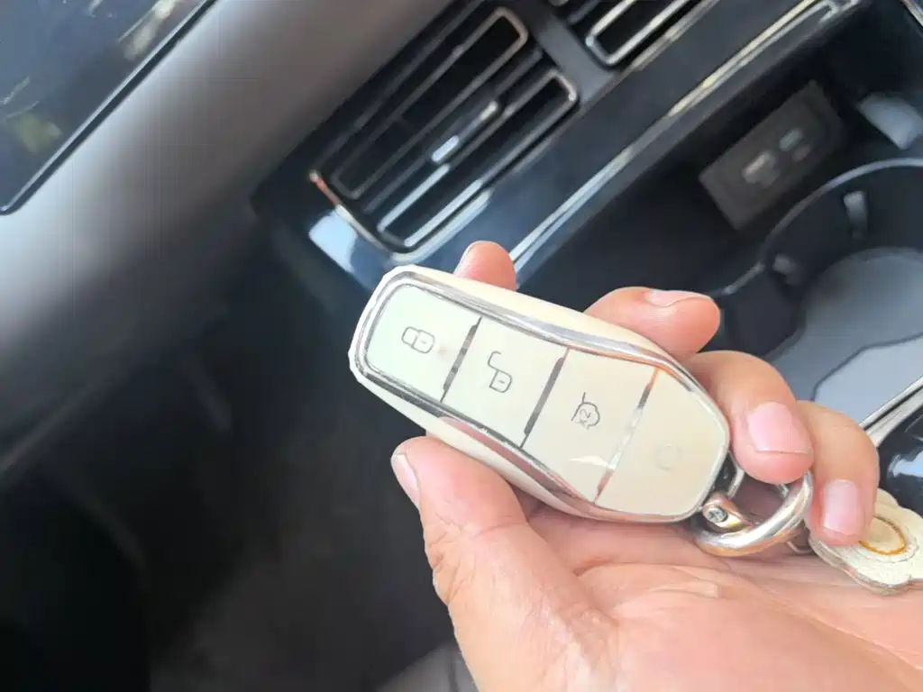 BYD Han — миниатюра 9