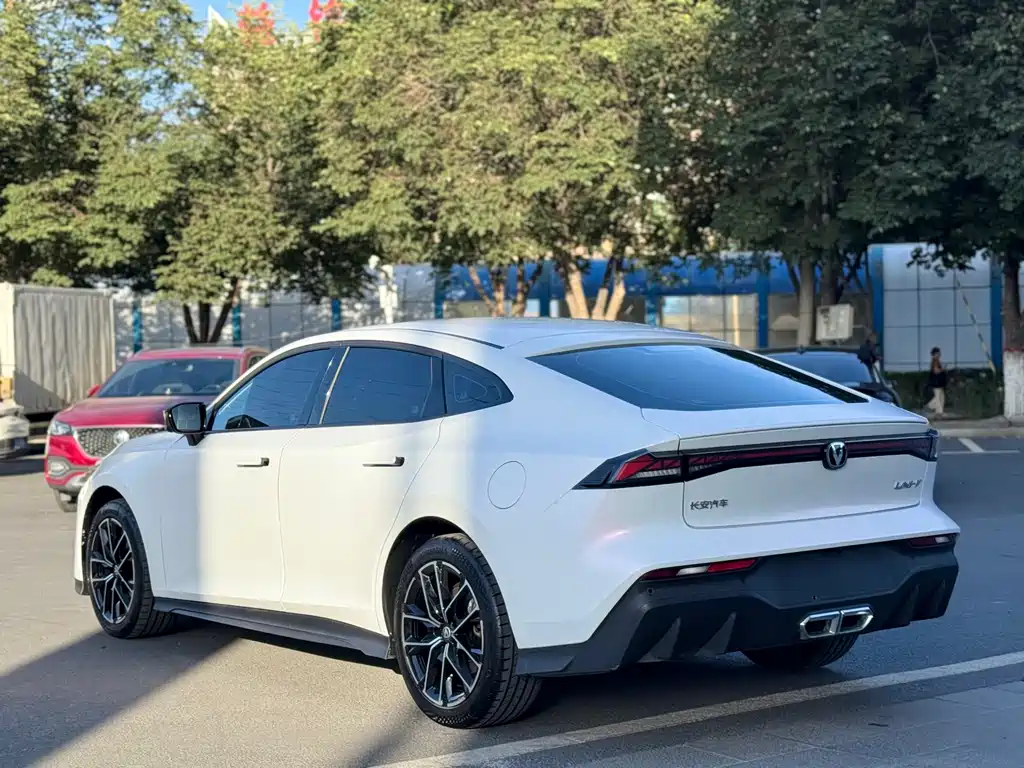 Changan UNI-V iDD — миниатюра 16