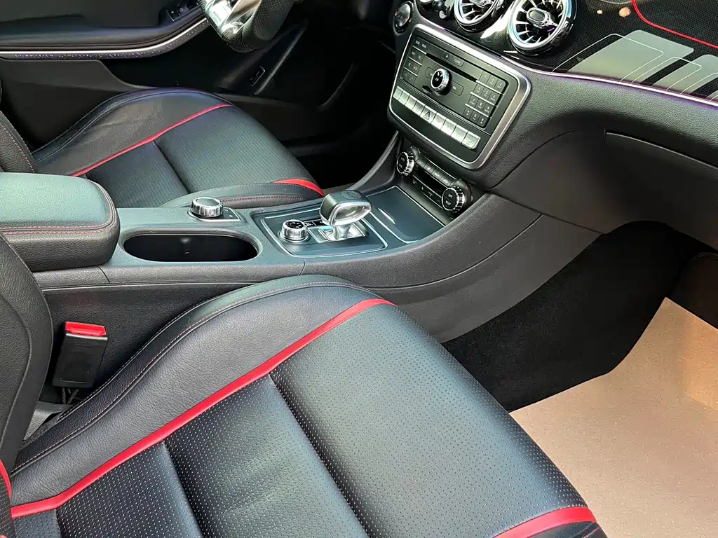 Mercedes-Benz GLA AMG — миниатюра 14