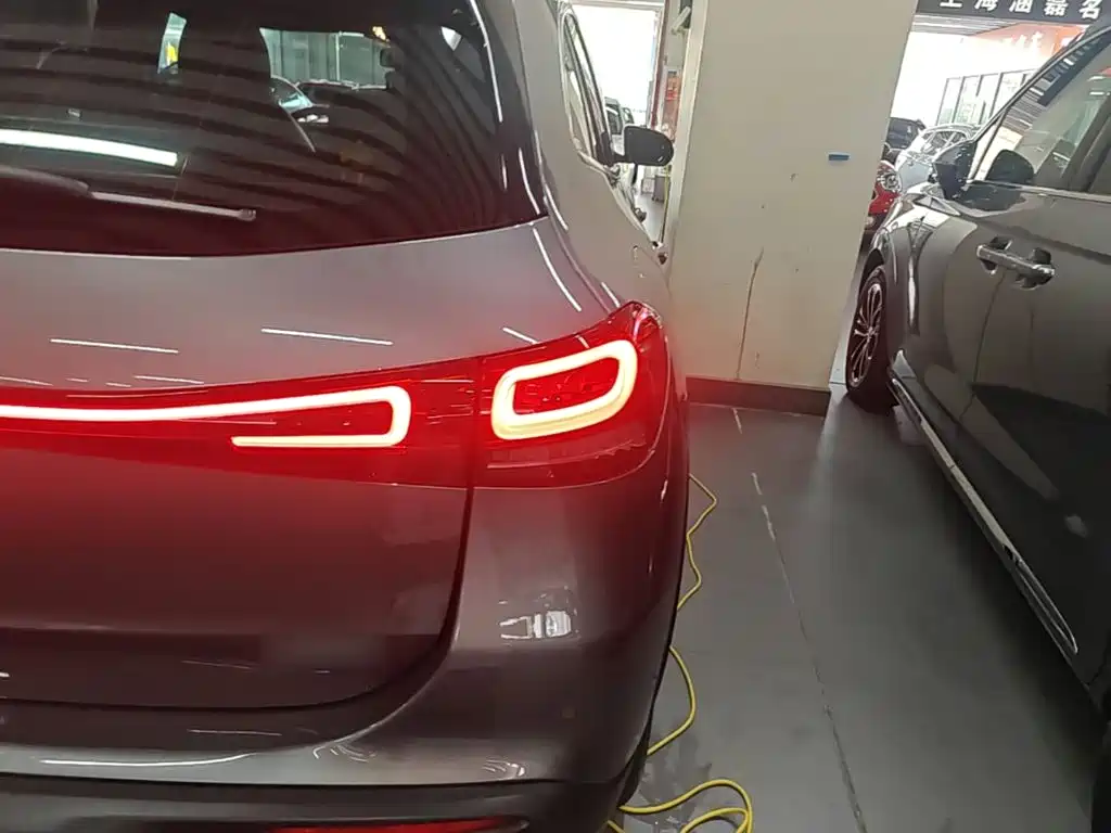 Mercedes-Benz EQA — миниатюра 8