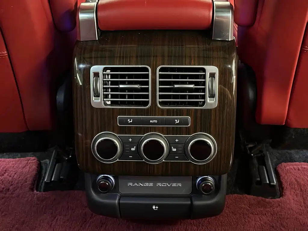 Land Rover Range Rover — миниатюра 16