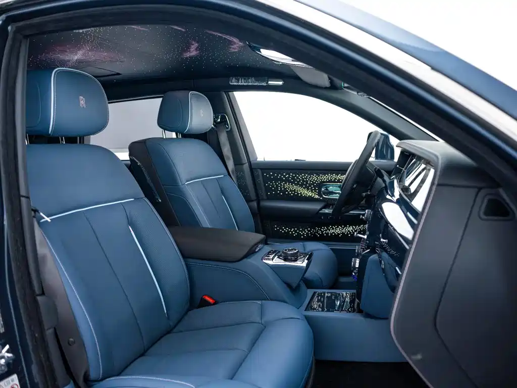 Rolls-Royce Phantom — миниатюра 17