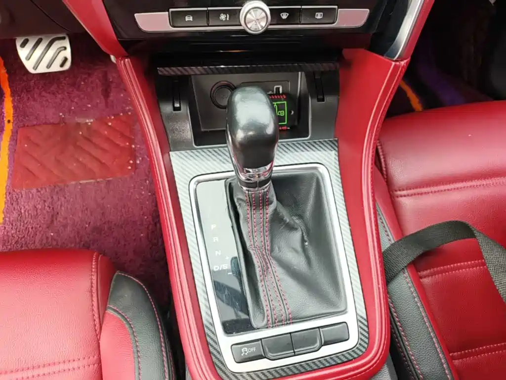MG MG6 — миниатюра 14