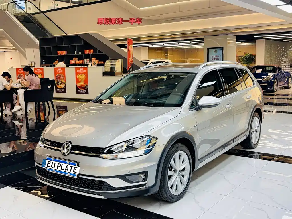 Купить Volkswagen Golf (Import)